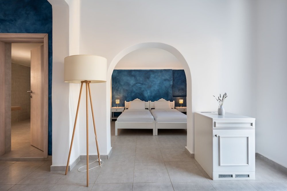 Standard famille chambre avec balcon Rivari Santorini Hotel