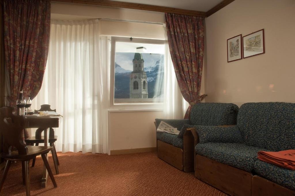 Habitación doble Superior con vista a la montaña Hotel Alaska Cortina