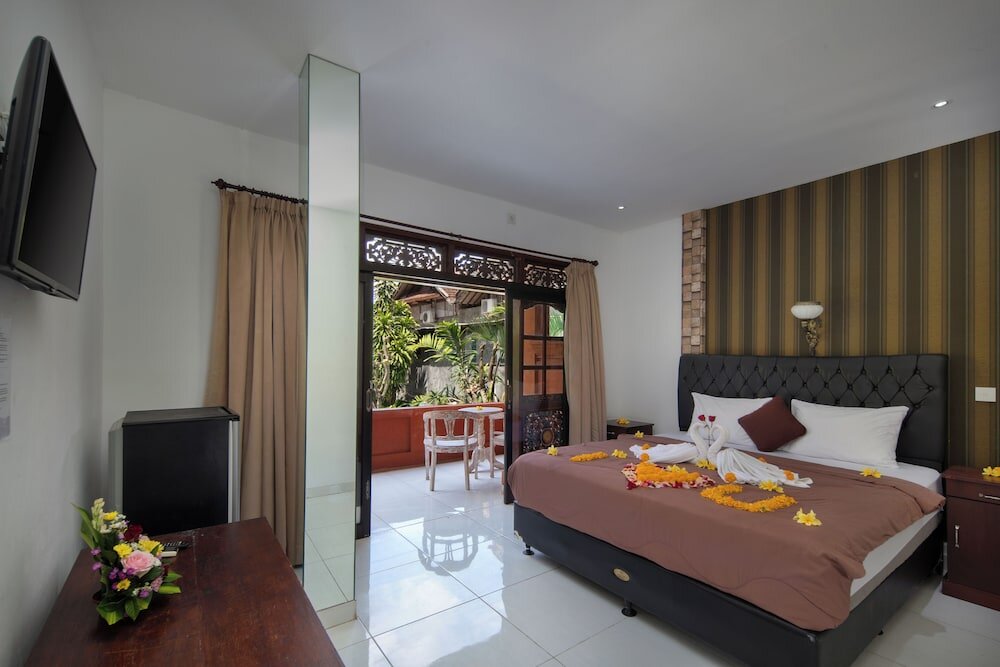 Deluxe room Hotel Lumbung Sari Legian