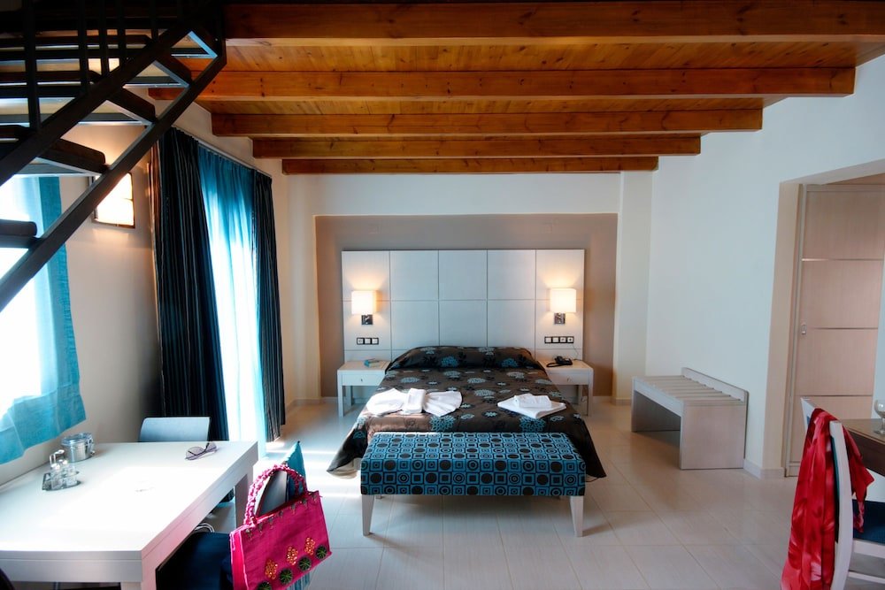 Standard Zimmer mit Balkon und mit Meerblick Theros Hotel