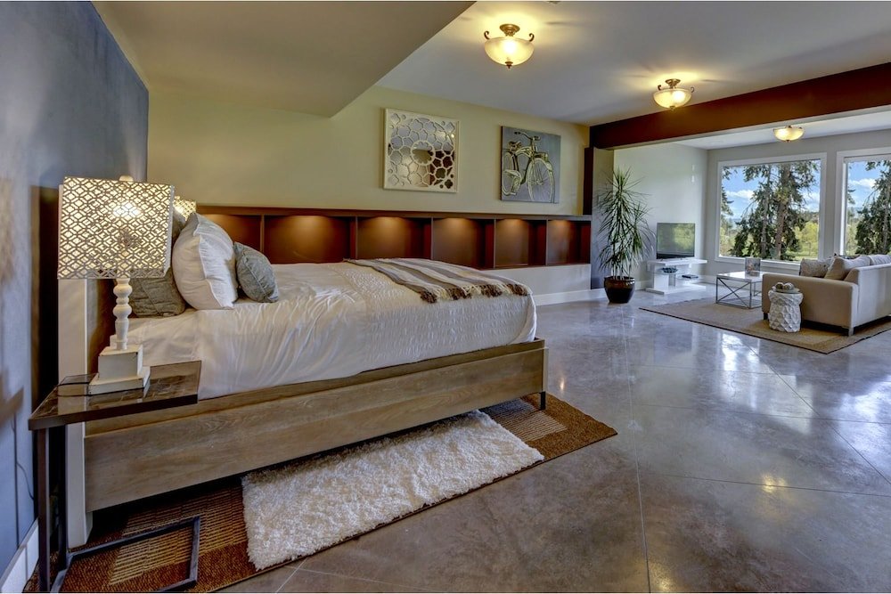 Luxury Studio Teehouse Bed & Breakfast