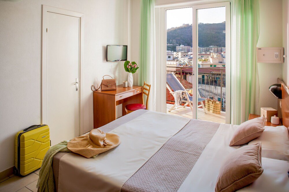 Standard Single room with balcony Hotel Europa