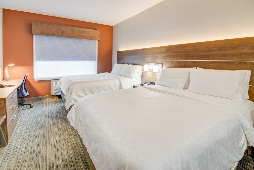 Standard quadruple chambre Holiday Inn Express Hotel & Suites Foley, an IHG Hotel
