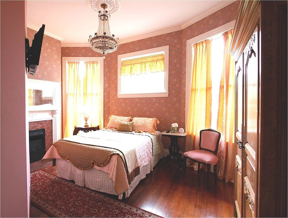 Номер Economy Hassinger Daniels Mansion Bed and Breakfast