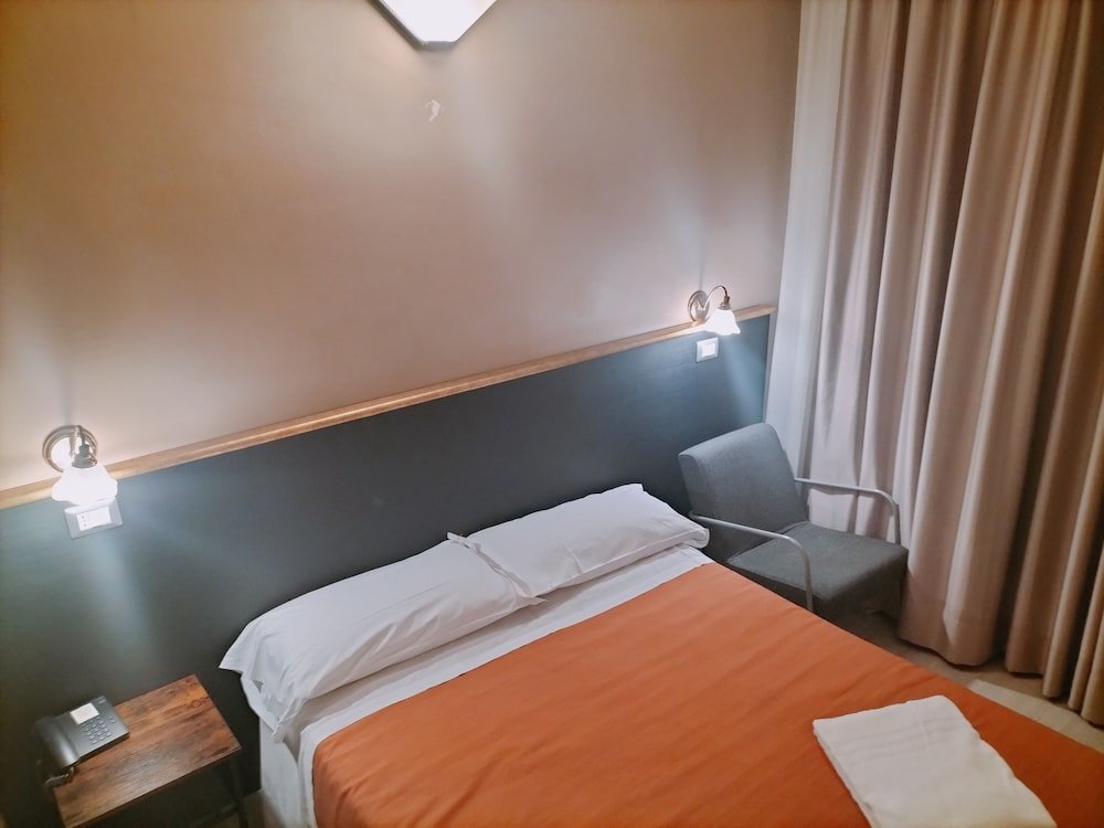 Économie double chambre avec balcon Hotel MM Dateo