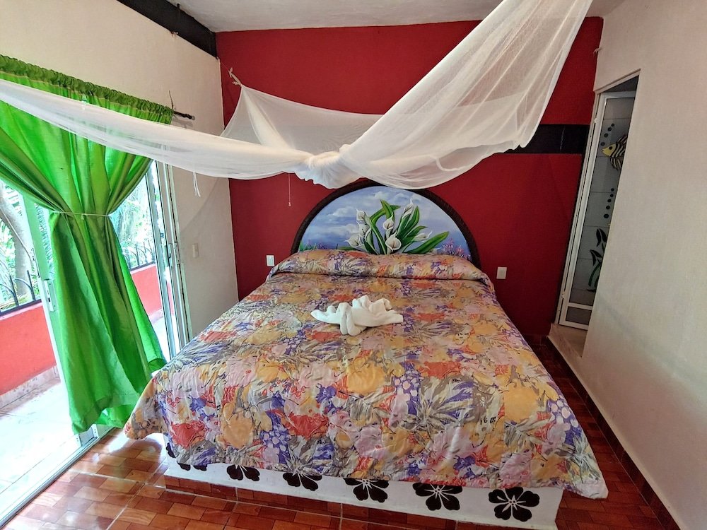 Standard Double room with balcony and with partial ocean view Casa Bahia Bonita