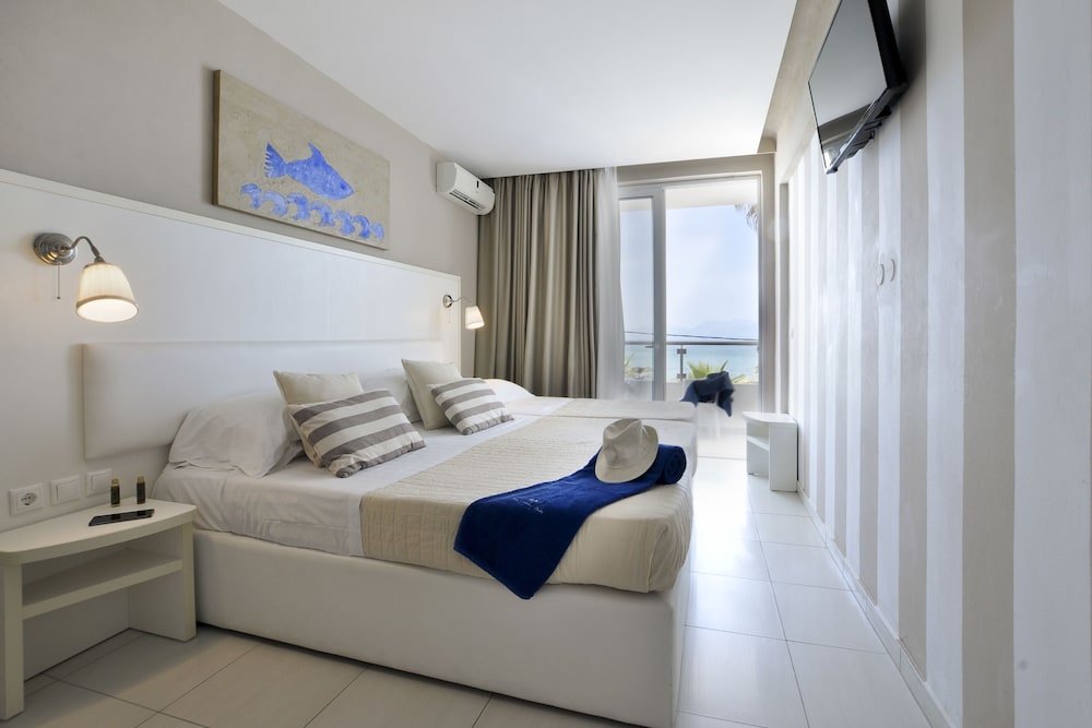 Standard Dreier Zimmer mit Balkon Sidari Beach Hotel