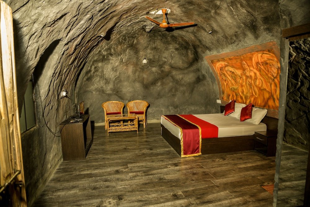 Deluxe room Cavern Resort Wayanad