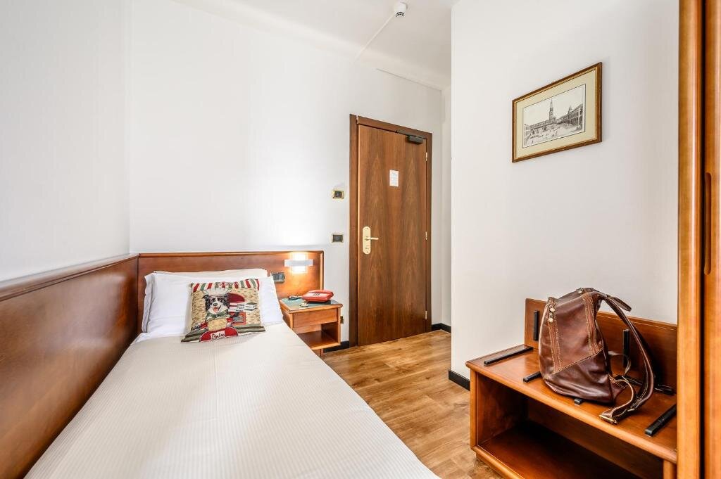 Standard simple chambre Hotel Daunia