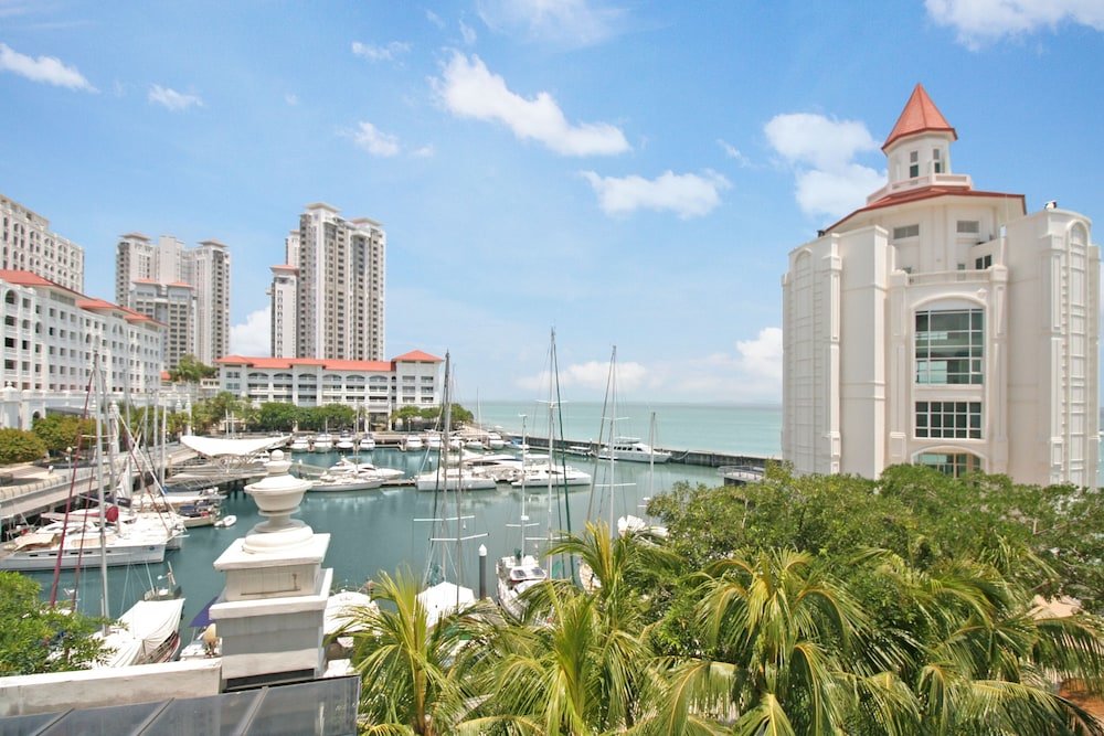 Apartamento doble con balcón y con vista al puerto Home Suites by Marina