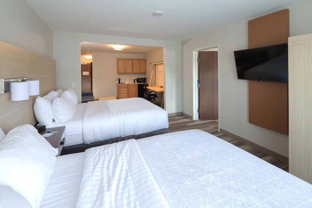 Suite 1 camera da letto Holiday Inn Express & Suites La Porte, an IHG Hotel