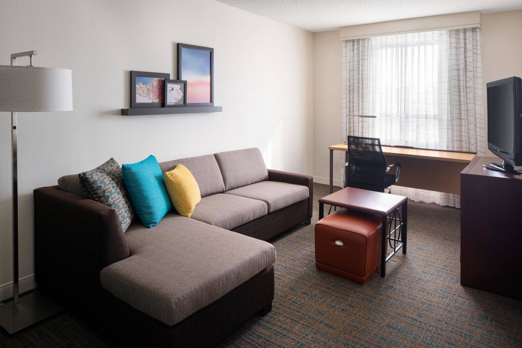 Двухместный люкс Residence Inn by Marriott Las Vegas Hughes Center