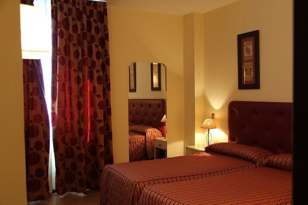 Standard Triple room Hotel Villa De Ferias