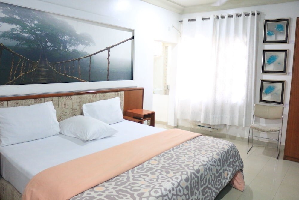Deluxe Double room NatureMark Gallery and Guest House
