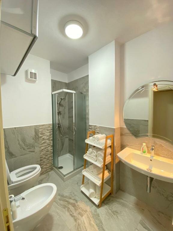 Apartment 2 bedroom condo in Tirana