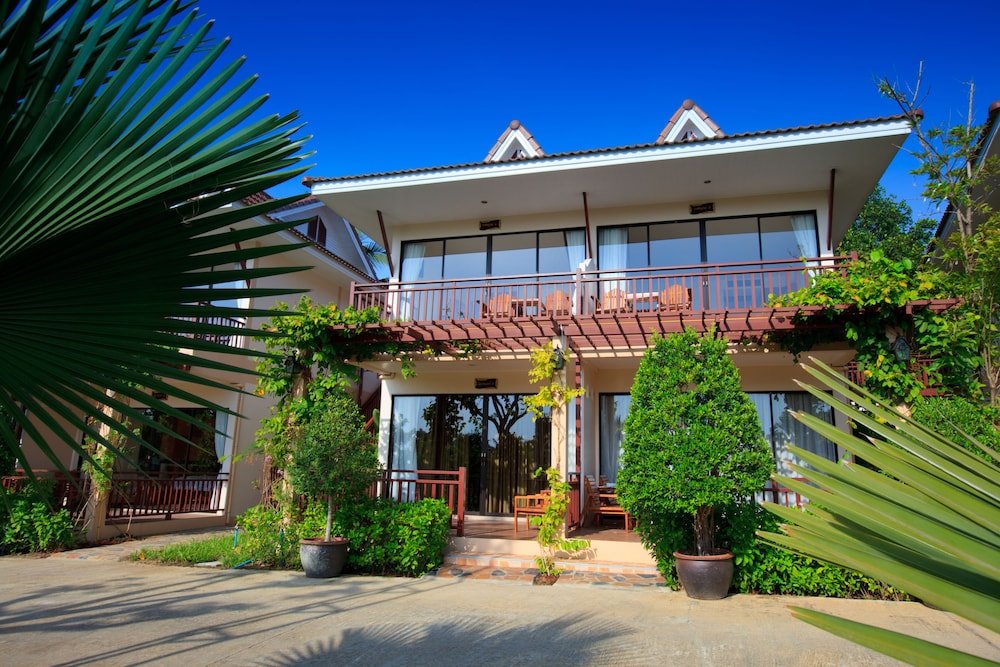 Deluxe double chambre avec balcon et Vue jardin Chawalun Resort