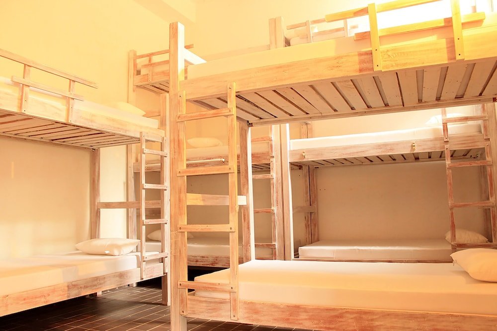 Кровать в общем номере Color Hostel Palomino