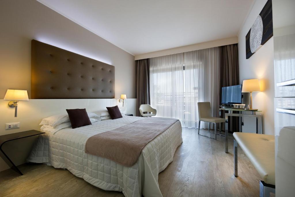 Номер Deluxe Hotel Desenzano