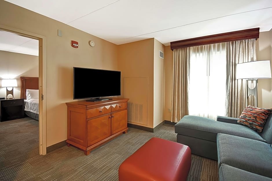 Четырёхместный номер Standard с 2 комнатами Homewood Suites by Hilton Lancaster
