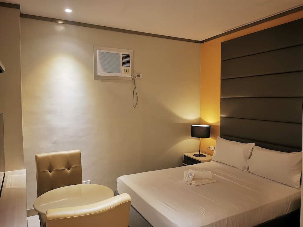 Deluxe Double room Yes Hotel Pandi Bulacan