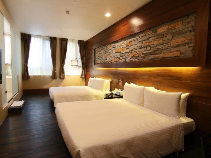 Кровать в общем номере LIHO Hotel Hankou