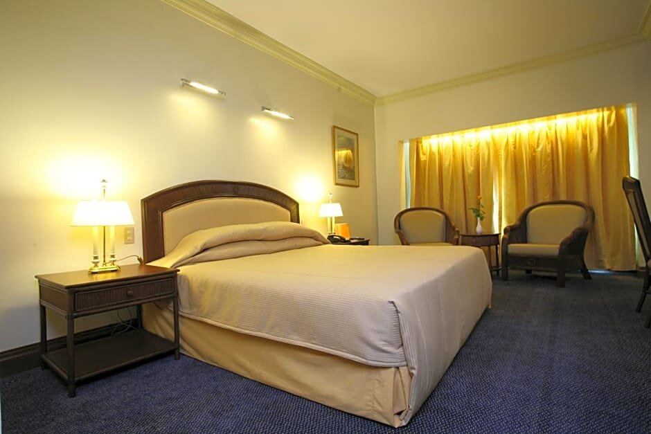 Одноместный номер Superior Waterfront Cebu City Hotel & Casino