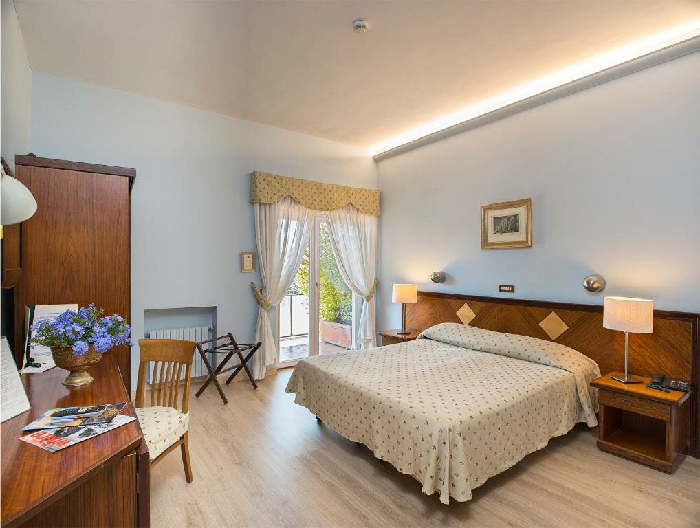 Standard triple chambre Hotel Cacciani