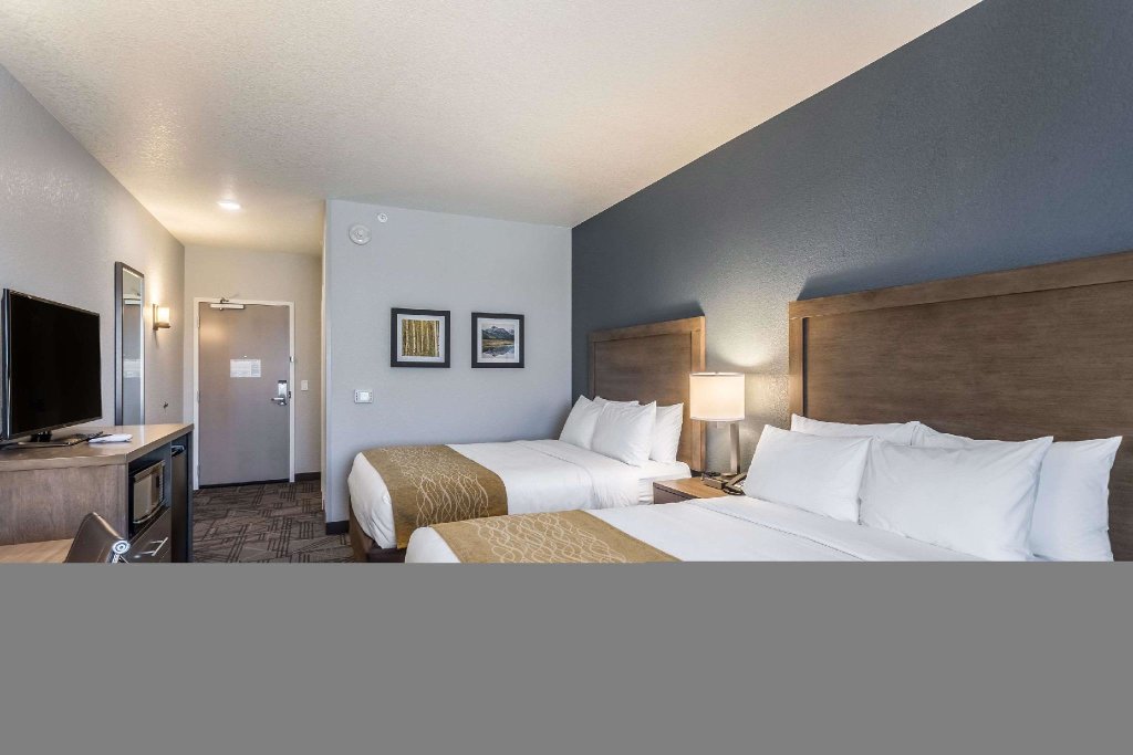 Четырёхместный номер Standard Comfort Inn & Suites Salt Lake City Airport