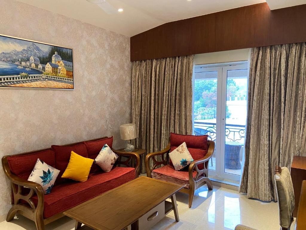 Suite with balcony Grand Victoria The Fern Resort & Spa, Panchgani - Mahabaleshwar