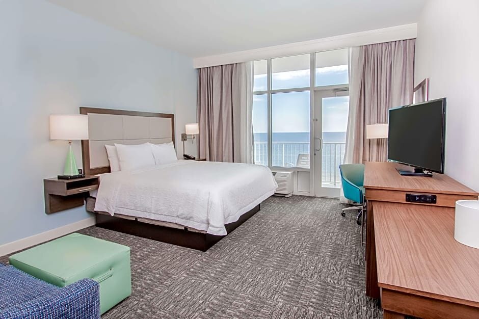 Двухместный номер с видом на внутреннюю территорию Hampton Inn & Suites Panama City Beach-Beachfront