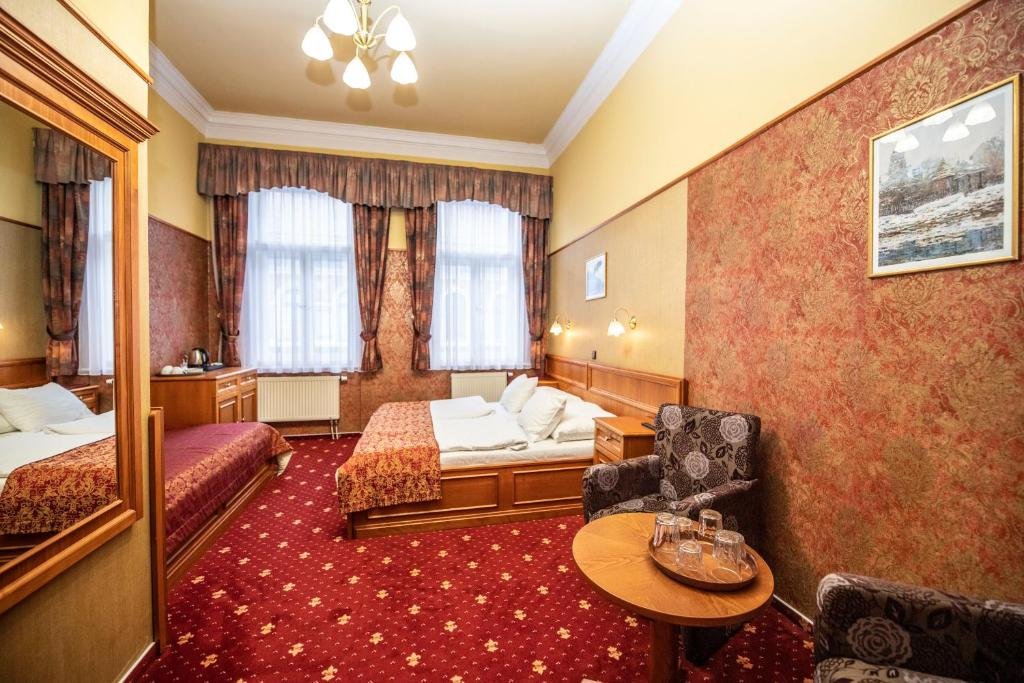 Standard Triple room Old Prague Hotel
