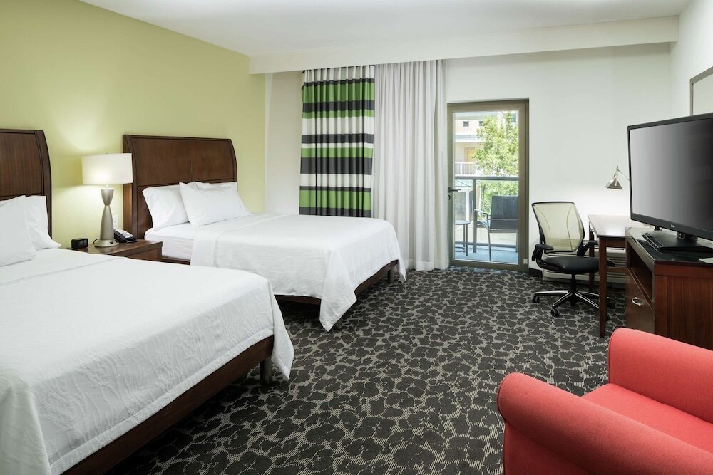 Standard Vierer Zimmer mit Balkon Hilton Garden Inn Charleston Waterfront/Downtown