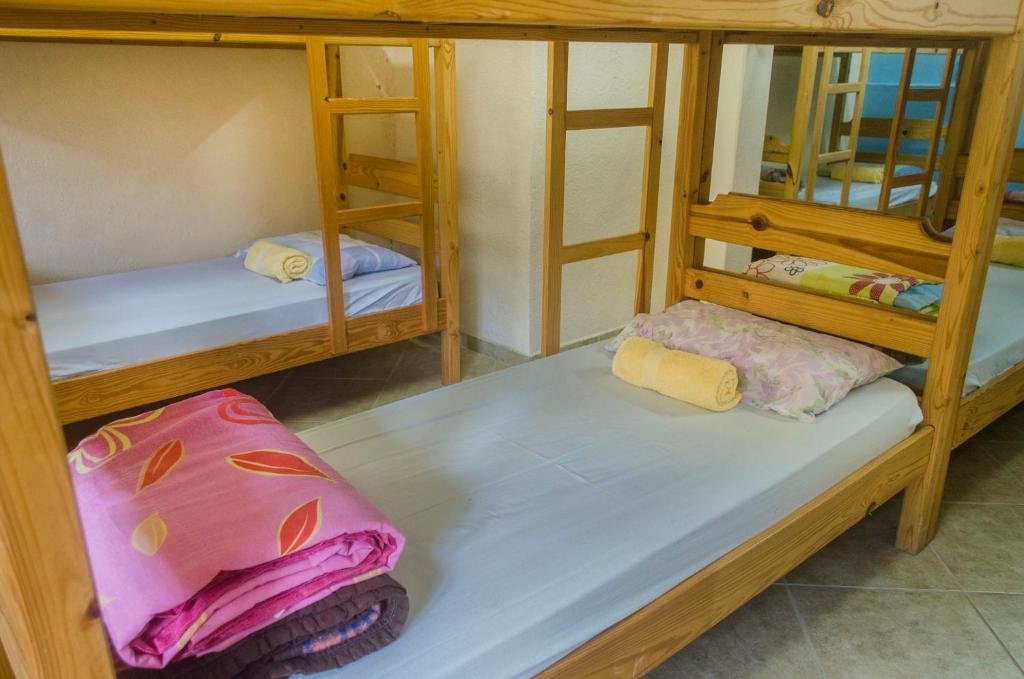 Bed in Dorm (female dorm) Hostel Recanto da Serra