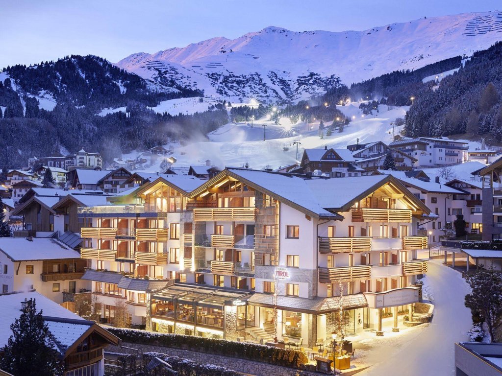 Hotel Tirol. 