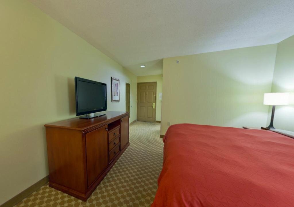 Двухместный люкс c 1 комнатой Country Inn & Suites by Radisson, Rock Falls, IL