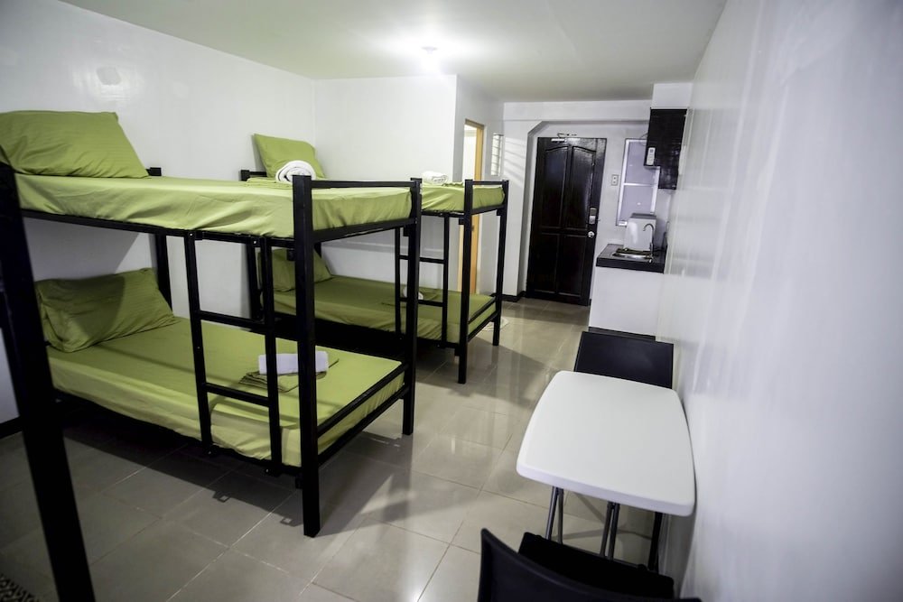Cama en dormitorio compartido (dormitorio compartido masculino) SR Hostel