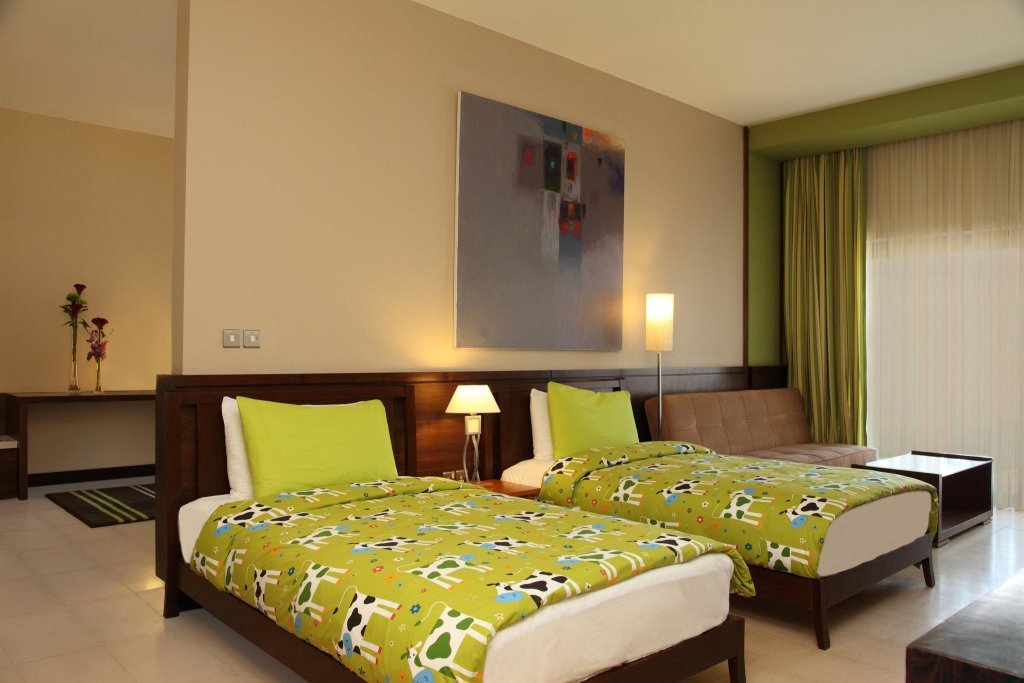Люкс с видом на море Holiday Inn Resort Dead Sea, an IHG Hotel