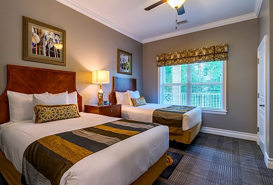 Четырёхместный номер Standard с 2 комнатами Holiday Inn Club Vacations Williamsburg Resort, an IHG Hotel