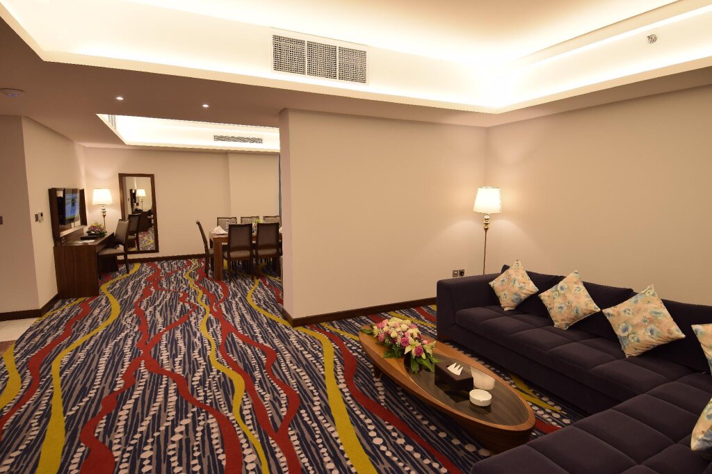 Люкс с 2 комнатами Ruve Jeddah Hotel