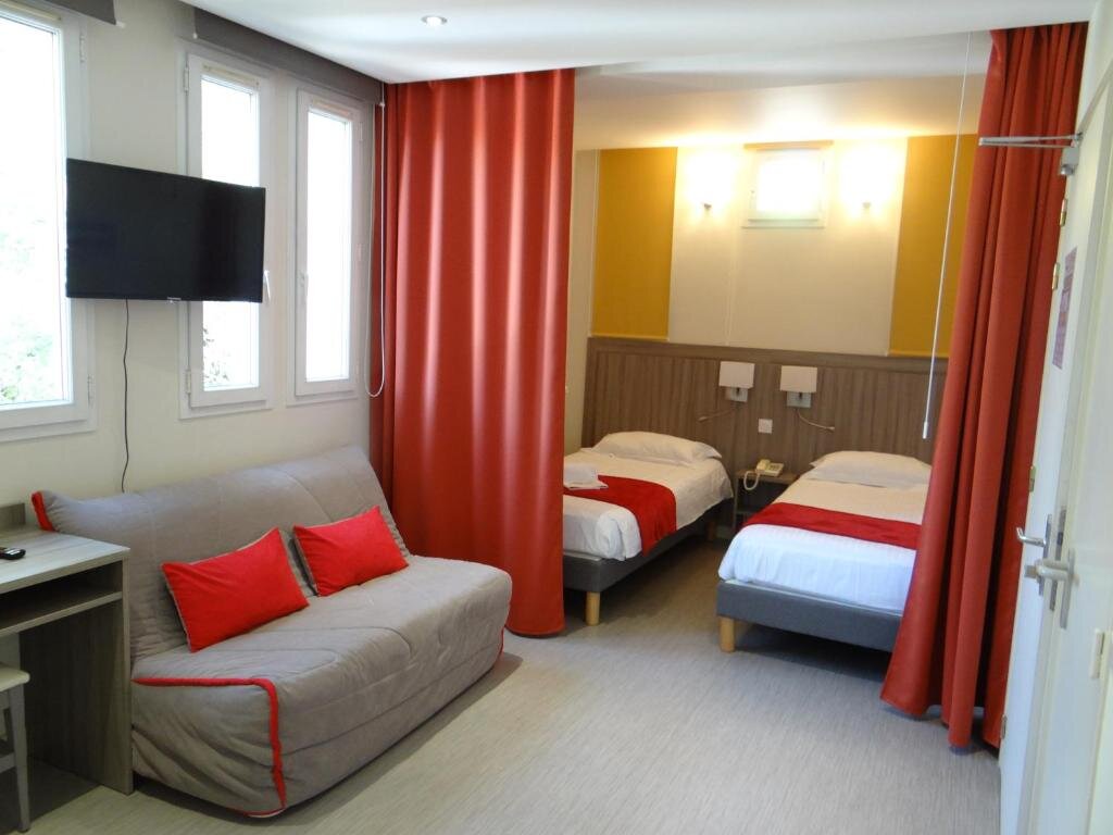 Premium Quadruple room Hostellerie Bon Pasteur