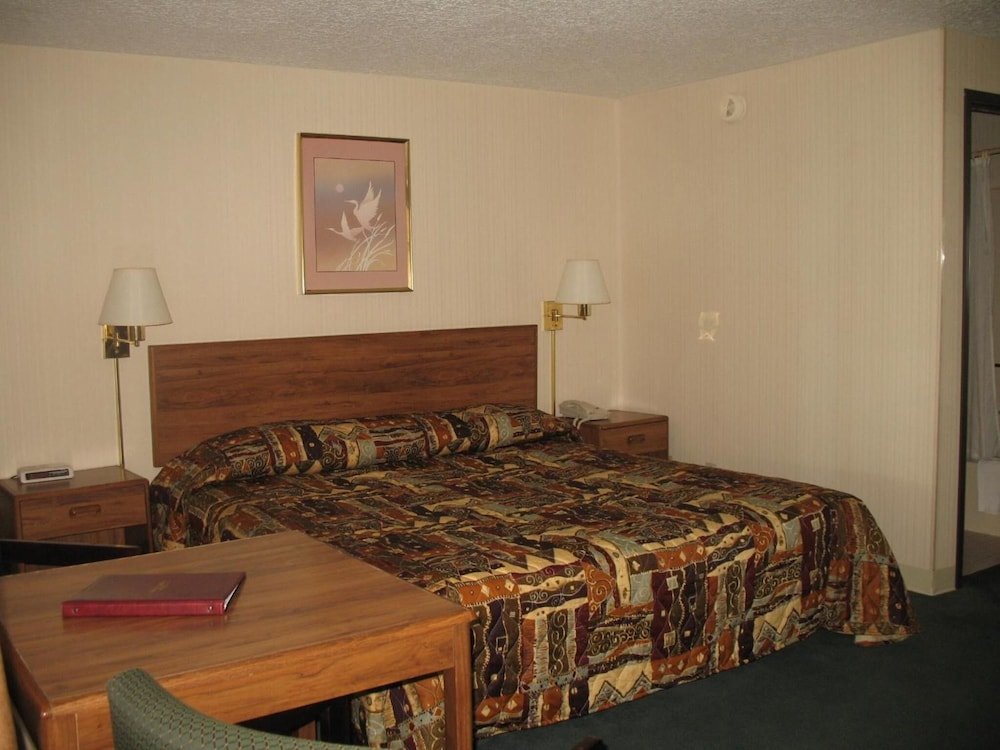 Одноместный номер Standard Great Lakes Inn Mackinaw City