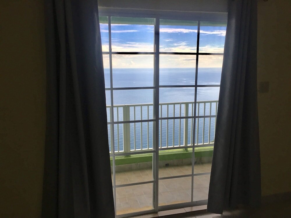 Suite con balcón y con vista al mar Sea Coast Inn & Suites