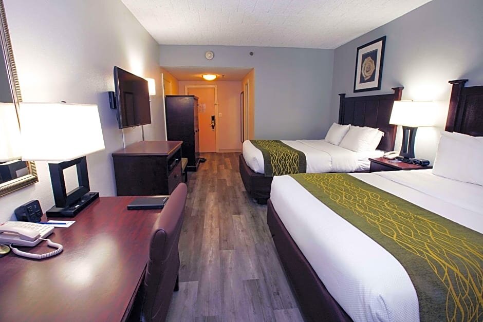 Двухместный люкс c 1 комнатой Best Western Paramus Hotel & Suites