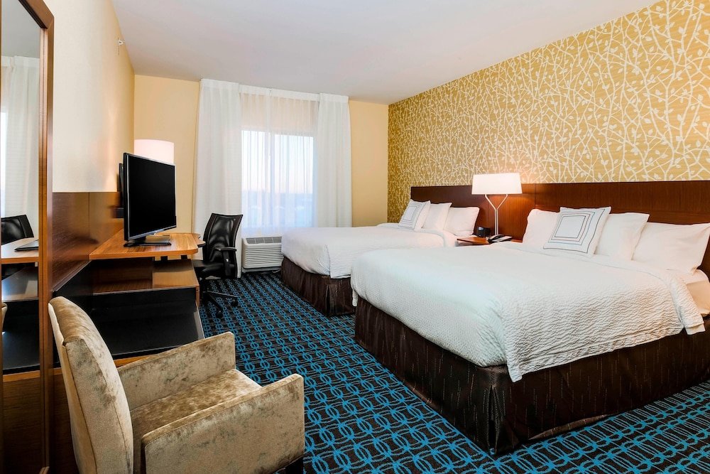 Standard Vierer Zimmer Fairfield Inn & Suites by Marriott Pecos