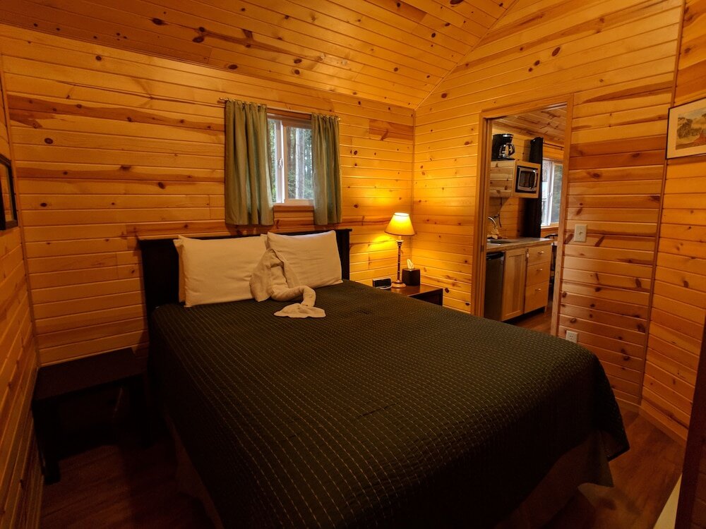 Standard Familie Zimmer 1 Schlafzimmer Emerald Forest Cabins