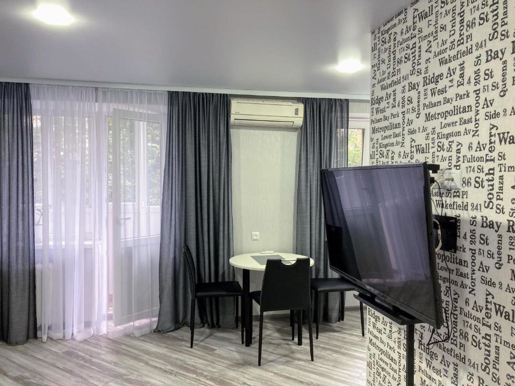 Standard Studio White&Grey apartment