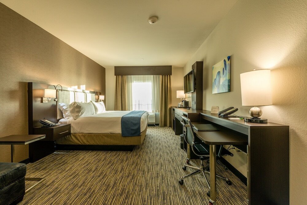 Premium Double room Holiday Inn Austin Airport, an IHG Hotel