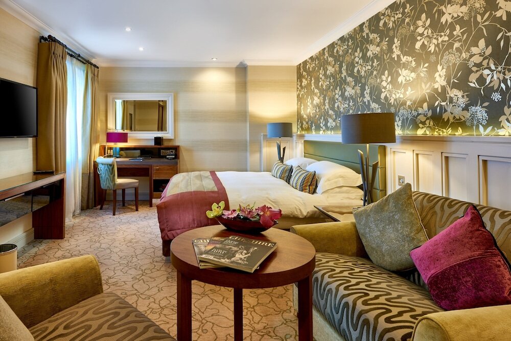 Deluxe Quadruple room Grosvenor Pulford Hotel & Spa