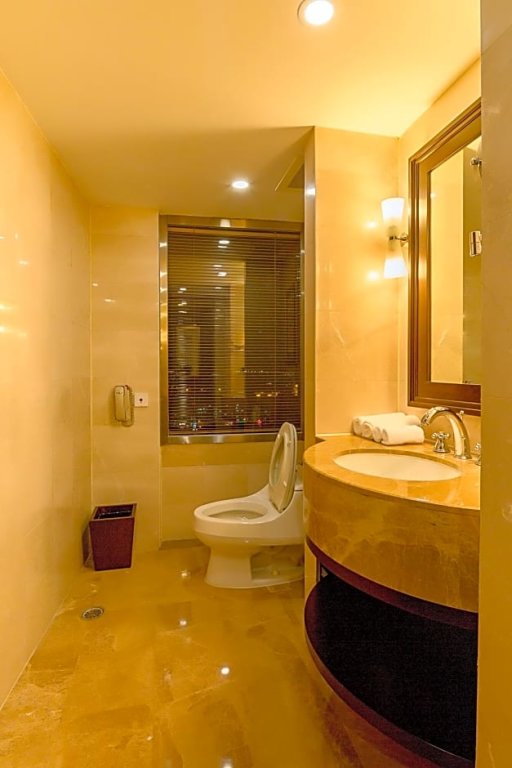 Двухместный полулюкс c 1 комнатой Renaissance Tianjin TEDA Convention Centre Hotel