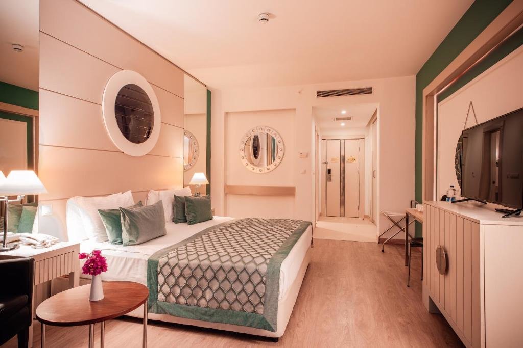 Deluxe Double room with garden view Baia Bodrum Hotel